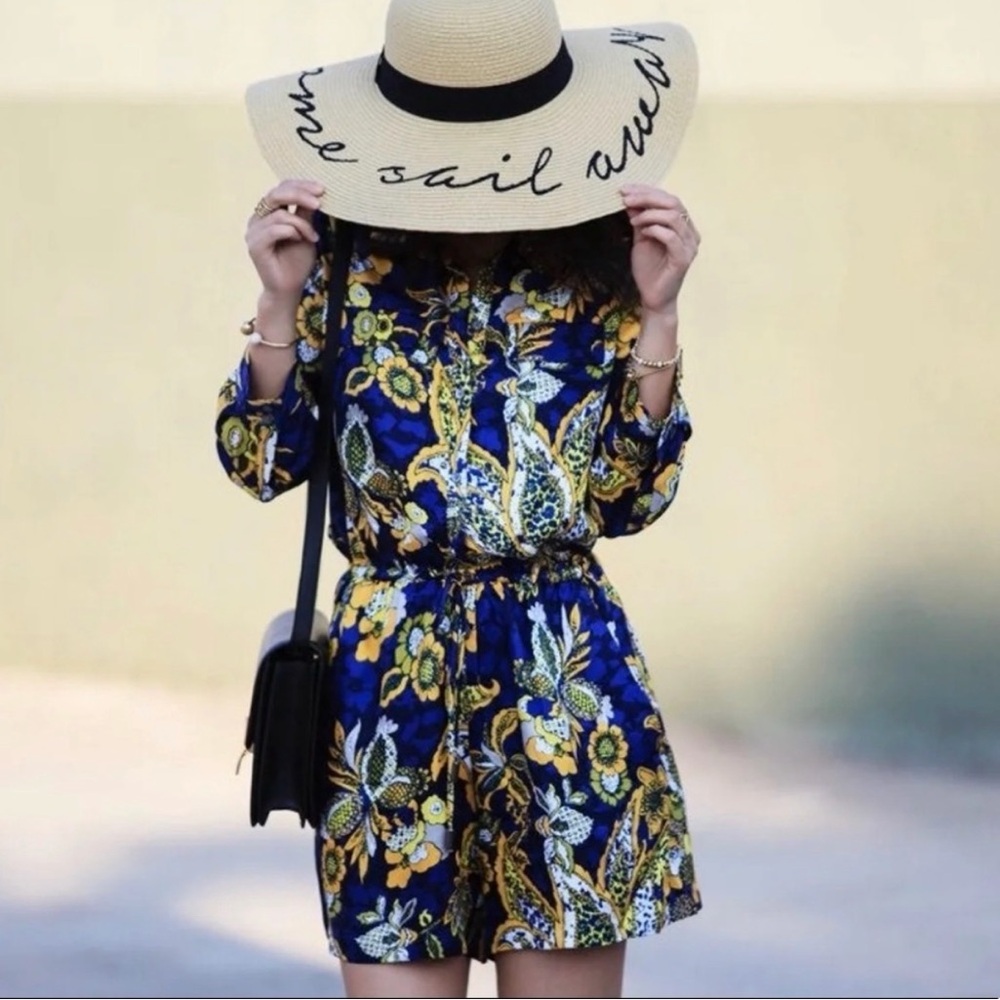 NWOT Banana Republic Limited Heritage Blue Gold Print 100% Silk Romper Sz 0
